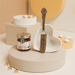 Ciotola cuore in porcellana con coltellino e crema nocciola 40g Claraluna 25093C