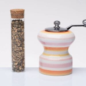 macinapepe-ceramica-amici-di-cuorematto-DA284 Macinapepe in ceramica Amici di Cuorematto DA284