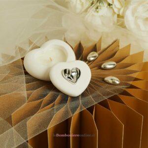 Scatolina cuore con candela e applicazione silver Claraluna 26292-CAND