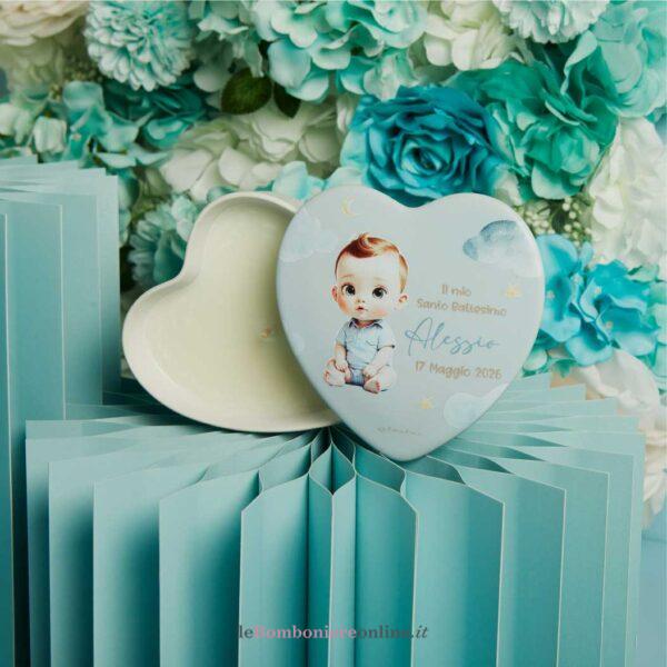 Scatola cuore in porcellana con candela Battesimo maschio Claraluna 26344-CAND