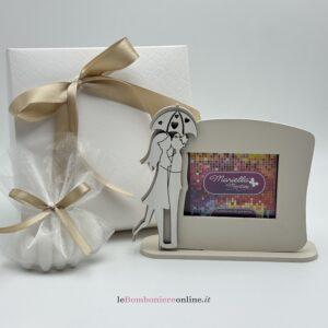 Portafoto in legno con coppia innamorati Mariella Martini CR6007/S